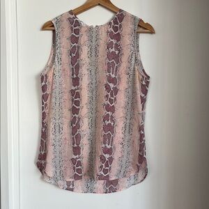 Equipment Silk Pattern Sleeveless Blouse